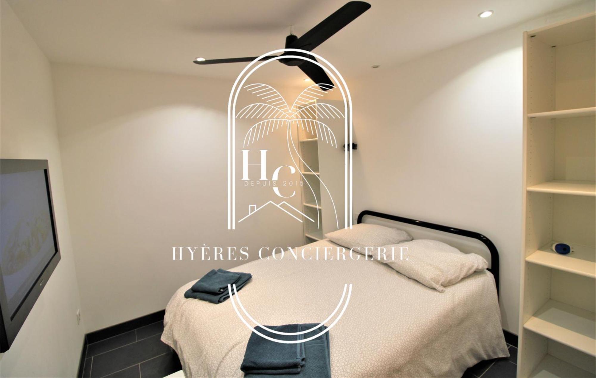 Maison Sur L'eau-hyeres-almanarre-parkings Clim Wifi By Hc *