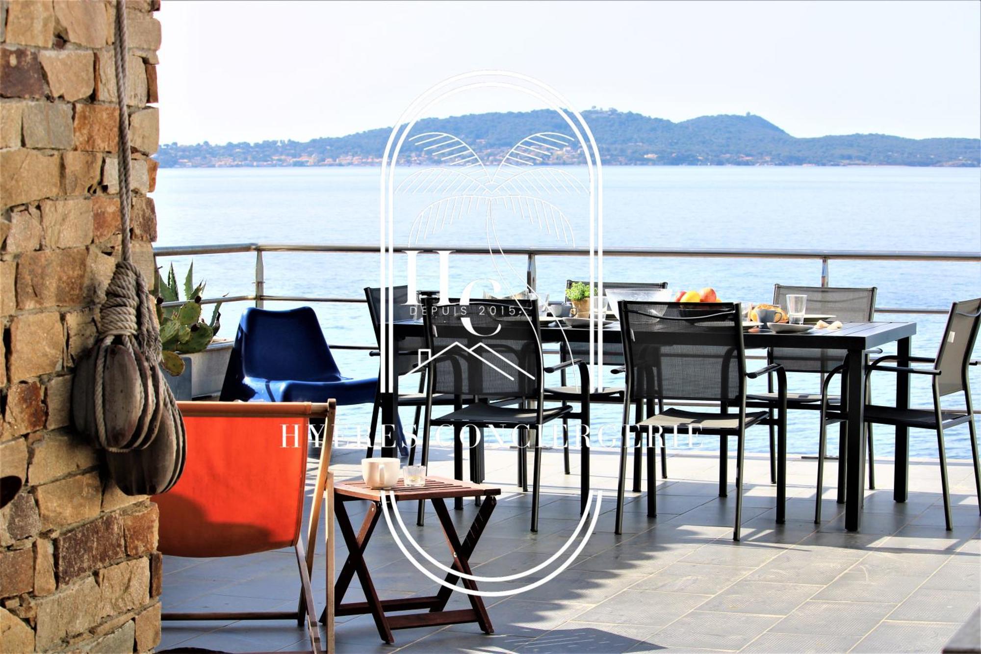 Maison Sur L'eau-hyeres-almanarre-parkings Clim Wifi By Hc Hyères