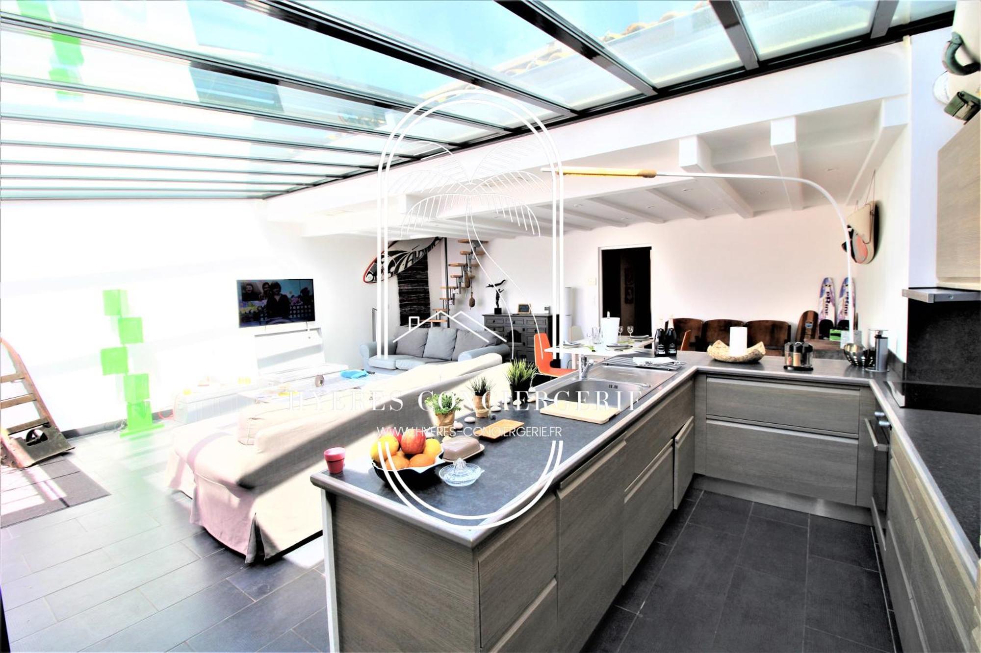 Maison Sur L'eau-hyeres-almanarre-parkings Clim Wifi By Hc *